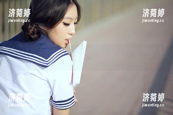 AISS爱丝(黄金版) - 若兮的旅途日记，清晰到我都想对着电脑说：“你真的不到？”