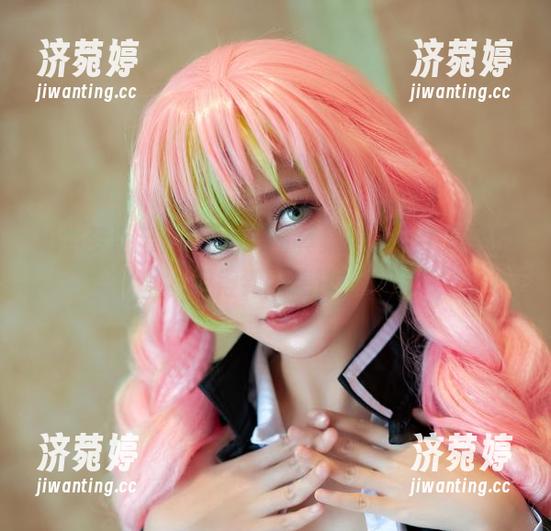Azami 奶牛梦游记:Azami写真集精选,牛耳朵都听得到的想法!
