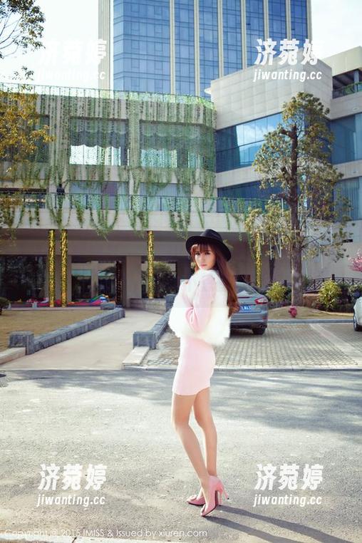IMiss爱蜜社-乐薇Vivi IMiss爱蜜社 - 乐薇Vivi的制服来了,最新图集,真的不想错过哦