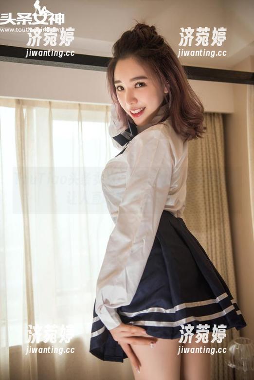 TouTiao头条女神 - 大蜜蜜的学妹写真集：让人直呼好像在哪见过？