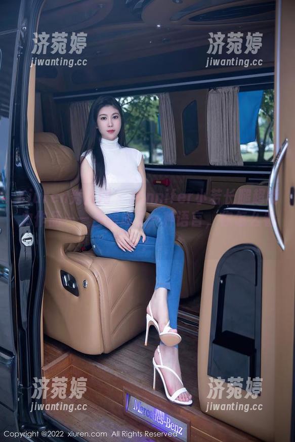 Xiuren秀人网-Jennifer小若 Xiuren秀人网 - Jennifer小若长腿超能力作品——当腿成了一种语言,你怎么看?