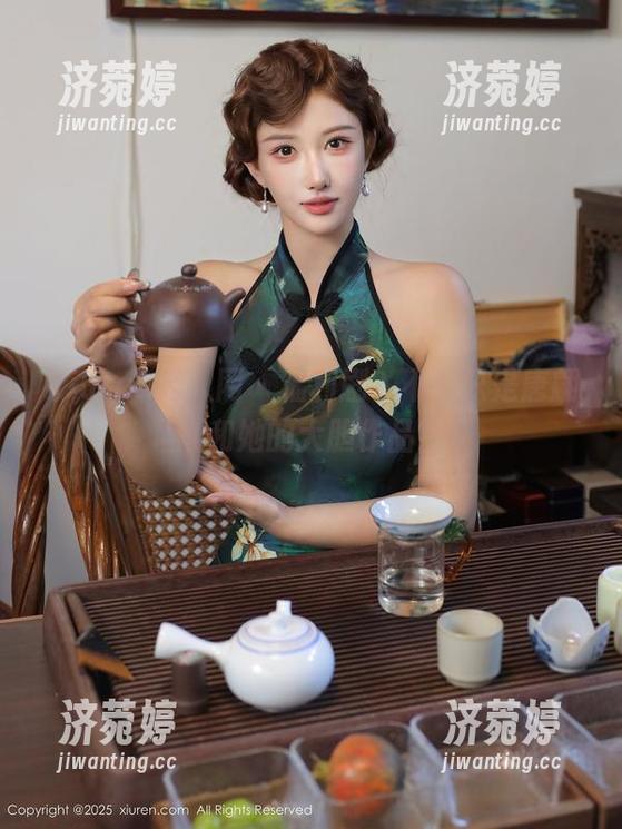 Xiuren秀人网 - 福利剧？不，只是唐翩翩和她的大胆作品！