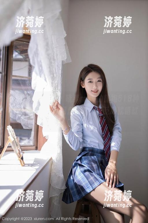 Xiuren秀人网-晓梦may Xiuren秀人网 - 晓梦may的旗袍518种俏皮姿势,快手网盘下载,别眨眼就错过了!