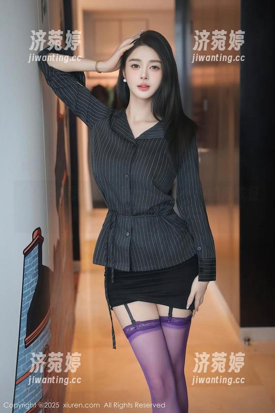 Xiuren秀人网-李佳芮Cherie Xiuren秀人网 - 李佳芮Cherie的内衣征程,原图尽显不羁风范