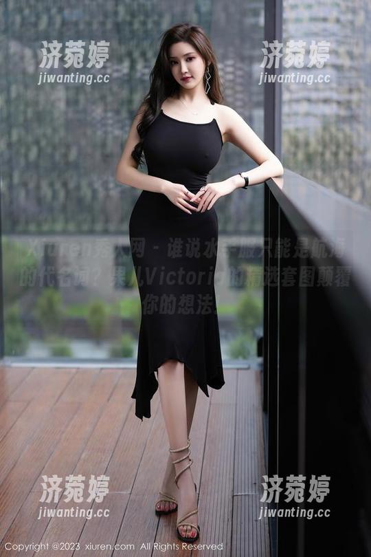 Xiuren秀人网-果儿Victoria Xiuren秀人网 - 谁说水手服只能是航海的代名词?果儿Victoria的精选套图颠覆你的想法!