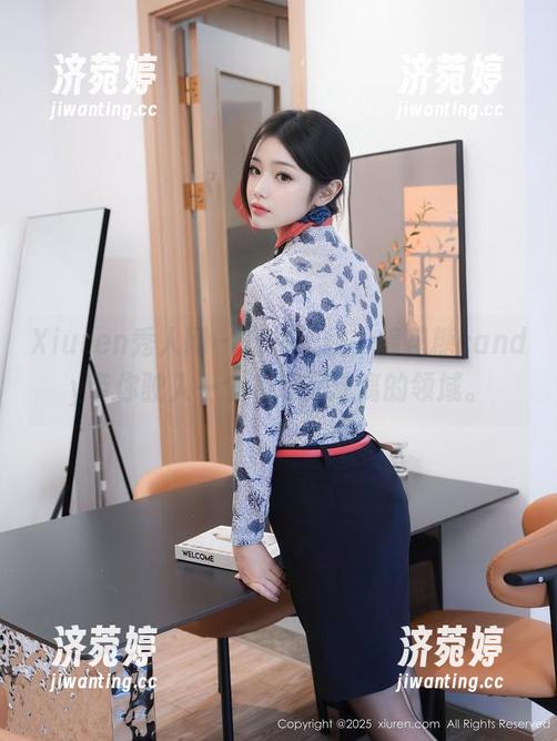 Xiuren秀人网-棉花糖candy Xiuren秀人网 - 短裙上线,棉花糖candy带你驶入一个有趣又迷离的领域。
