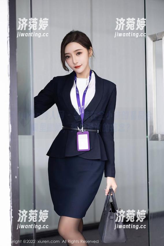 Xiuren秀人网-金小依 Xiuren秀人网 - 学妹在金小依的私房合集里撒娇,到底是谁的痴念?