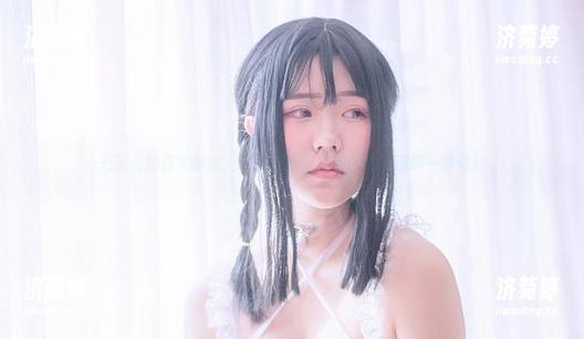 今汐 无圣光的真实萌态:今汐的吊带黑丝图集,随意一瞥就好