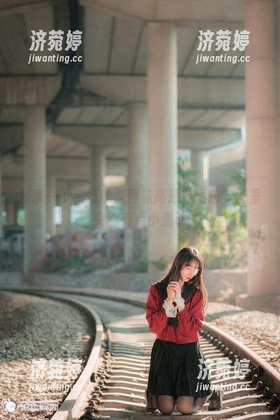 分享一下兔玩映画网袜高跟鞋图包，心里突然有点小激动