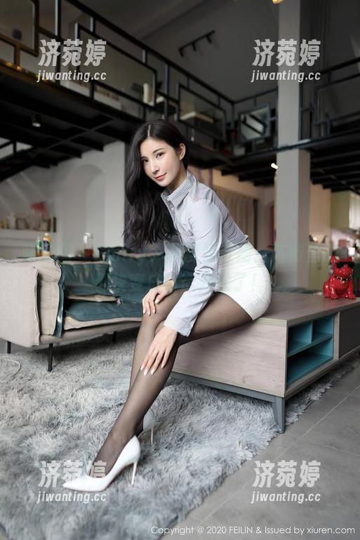 嗲囡囡-Emily尹菲 嗲囡囡 - Emily尹菲厨娘开播:高清壁纸都快变成食欲开关了!