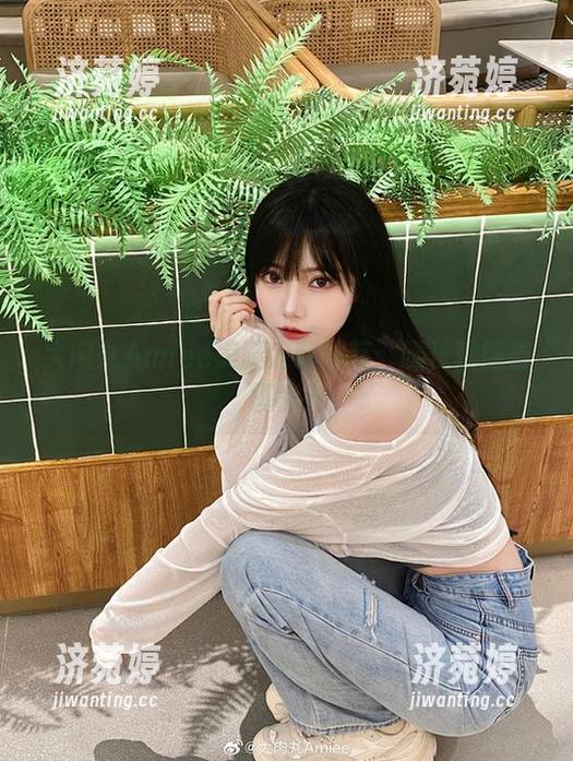 大肉丸Amiee美腿定制秘笈：腿长就能当模特？