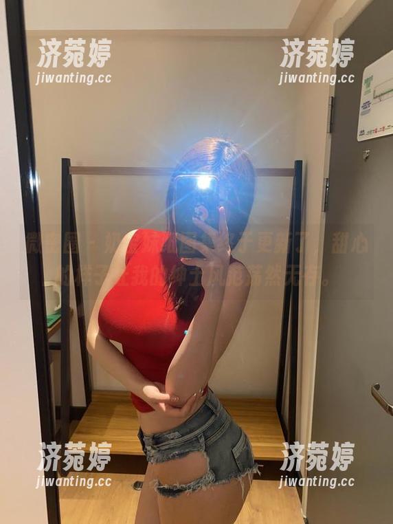 微密圈 - 奶宝妹纸图集终于更新了，甜心的样子让我的绅士风范荡然无存。