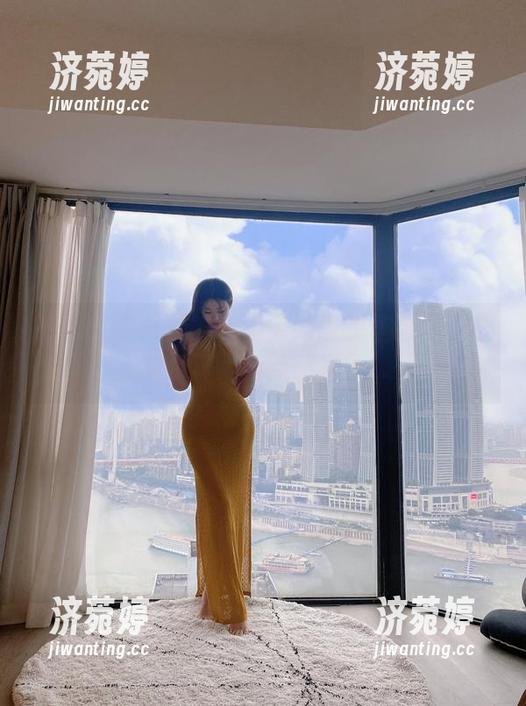 微密圈 - 一起瞧瞧奶宝妹纸的圣诞私房合集，真是有点萌呆了...