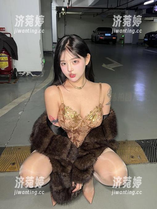 微密圈 - 喵小优优子的双马尾私拍图片，撩得我们欲罢不能！