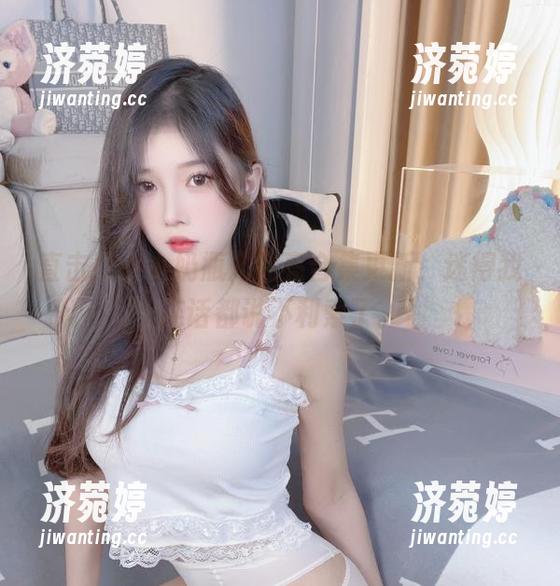 直击！小小奶瓶儿油亮合集更新，迷得我连话都说不利索了。