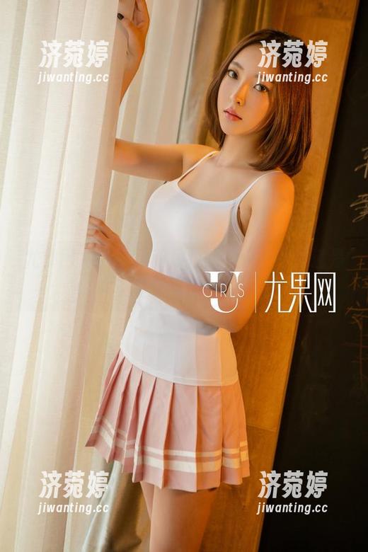 尤果网 - 体操服和贝拉的搭配，不知道是不是碰撞出火花。