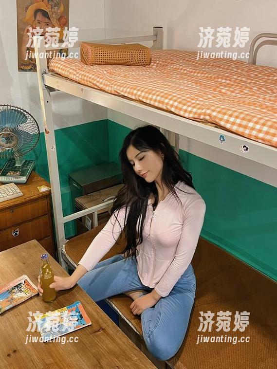 就是阿朱啊 微密圈 - 就是阿朱啊的日常:不就是一堆高清作品集吗?