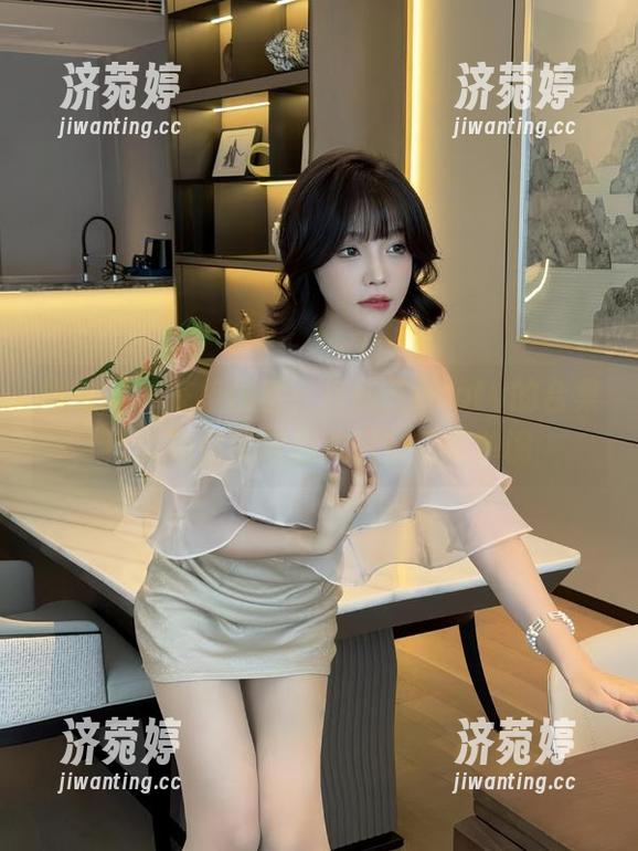 徐莉芝Booty 微密圈 - 在校园里,徐莉芝Booty的合集可以教你如何摆脱旧书包的单调