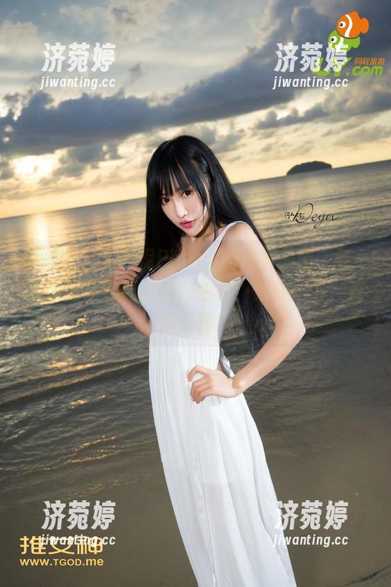 推女神-汪佩妮Penny 推女神 - 汪佩妮Penny的短裤美图,每一处都像是在撩拨我的眼球!分享一下,直击心房!