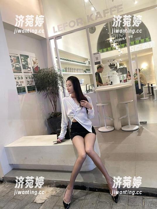 是小逗逗 微密圈 - 是小逗逗的JK,高清之下真让人忍不住想分享成壁纸!