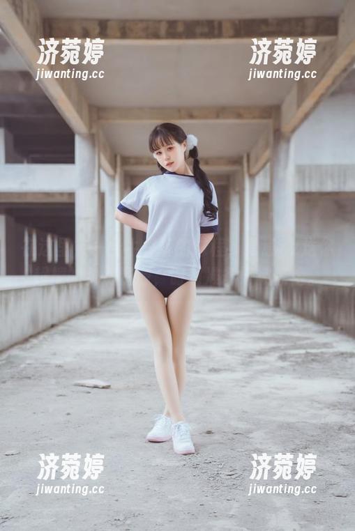 晕崽Zz 在这里,一条牛仔裤的过程,晕崽Zz送你超棒的免费资源,时刻准备好被惊艳。
