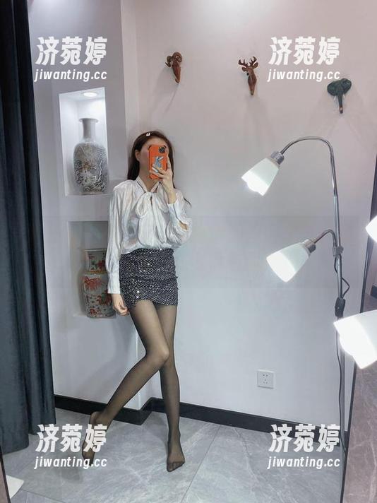 微密圈 - 杨大乐乐很靠谱的校园定制作品，让教科书变得有趣！