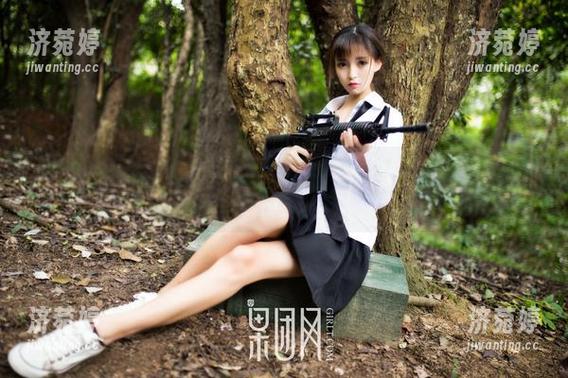 果团网-little贝壳喵 果团网 - 免费领取,黑白画风的little贝壳喵,谁会忍心错过这“精品”。