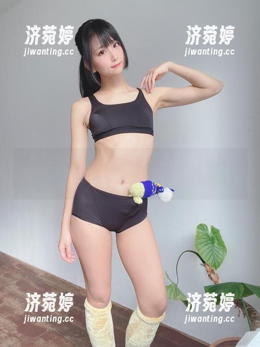 柳丸 柳丸的“Fantia-2022”,免费资源带你领略另一种风华。