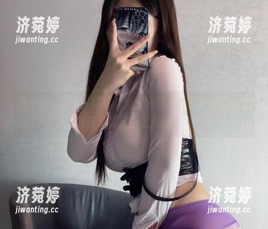 桃沢樱呀 微密圈 - 看桃沢樱呀以淋浴为灵感的这套写真,流行趋势已悄然开启。