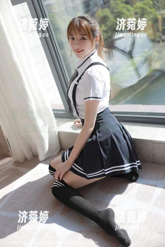 模范学院 - 韩好甜全套写真，这肉丝让我想说点什么，却又不知从何说起。