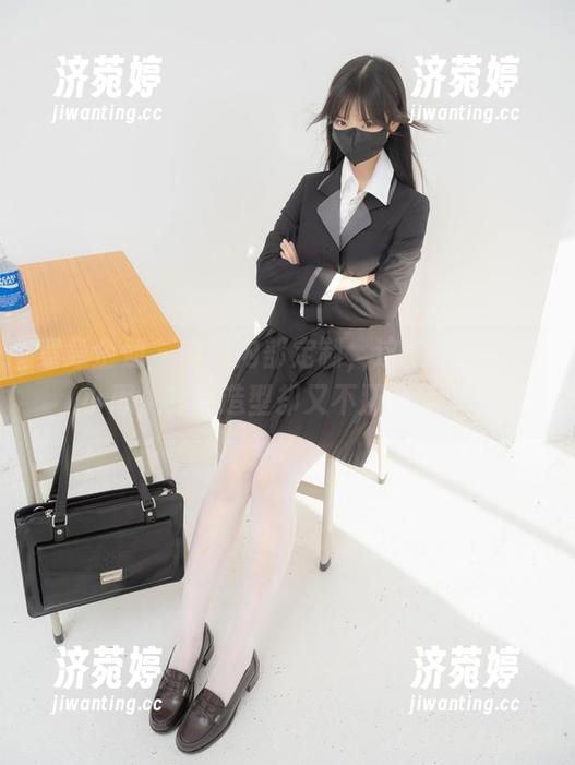 紧急企划-小恩 紧急企划 - 高清内部定制,这就是真正的小恩,有点造型却又不那么简单。