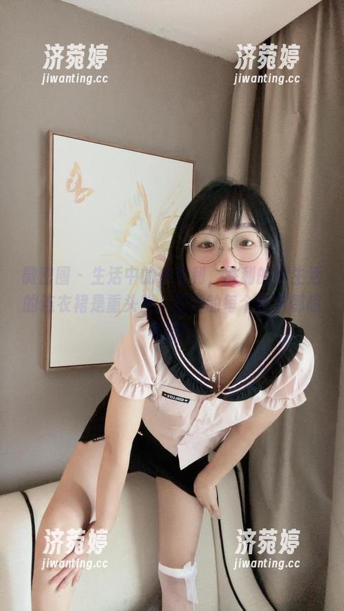 胜利的小生活 微密圈 - 生活中的小胜利,胜利的小生活的连衣裙是重头戏,图片的每个细节都超有趣!