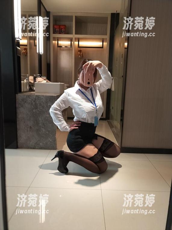 自闭颜球球 自闭颜球球又给我们带来了吉他妹妹2.0,资源多得眼花缭乱,完全不知从哪开始!