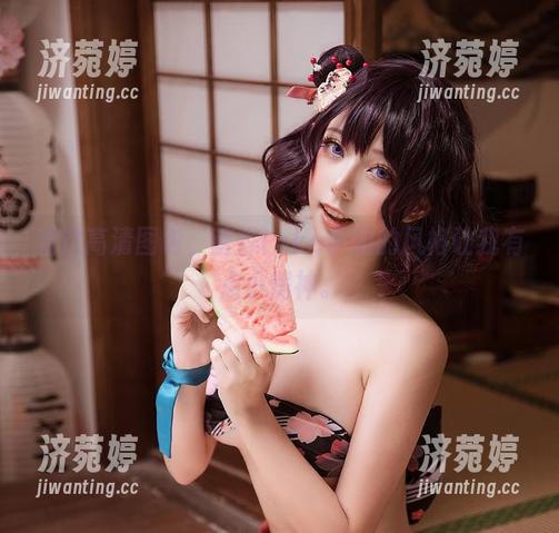 菌烨tako 看这高清图包,菌烨tako学姐的风格让我有点小愣神。