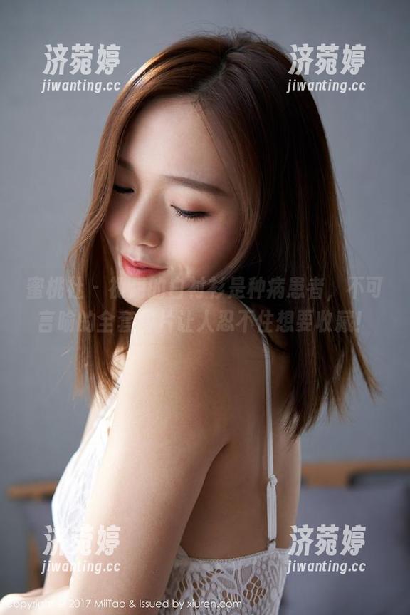 蜜桃社-初月 蜜桃社 - 初月的白衬衫是种病患者,不可言喻的全套图片让人忍不住想要收藏!