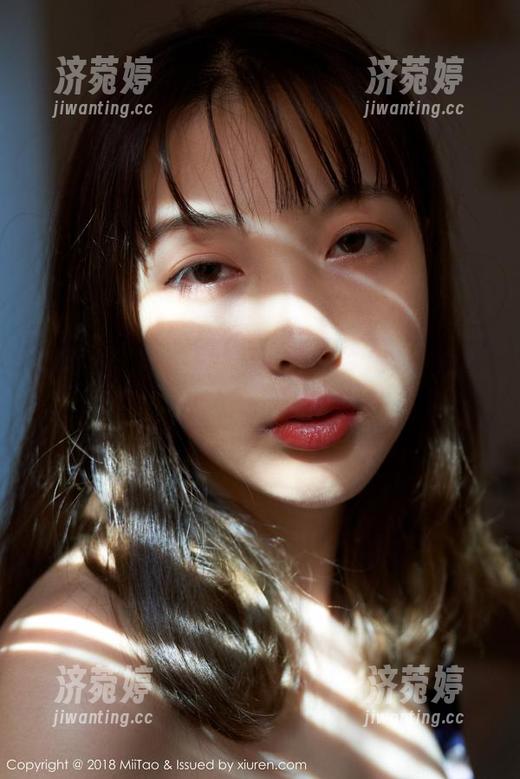 蜜桃社-许思铭 蜜桃社 - 厨娘美图大更新,许思铭教你如何“美味”转身!