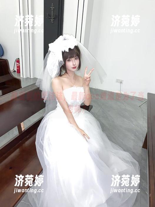 蠢沫沫 教室里的蠢沫沫,最新cos难道是为了当老师?