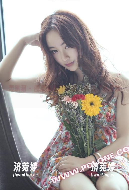 轰趴猫-苏小暖 轰趴猫 - 图集里的苏小暖,谁说“死库水”只属于泳池!?
