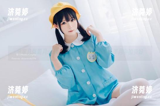 霜月shimo 分享几张霜月shimo的2022合集,泪目于岁月中的美好