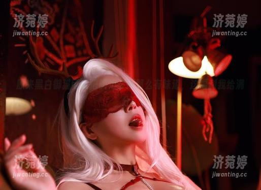 黑白御猫 原来黑白御猫可以把旗袍穿得那么有味道,这福利我给满分!